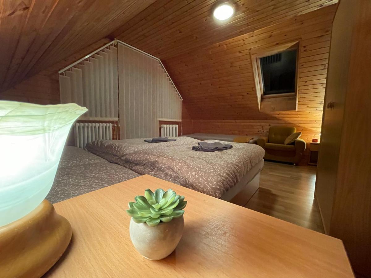 Apartman Na Hranici Polhora Kültér fotó